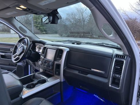 Used 2016 RAM 1500 Laramie w/ Convenience Group image 29