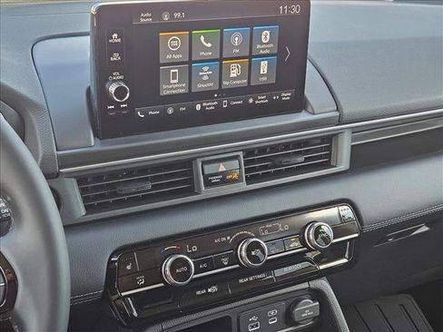 Used 2025 Honda Pilot EX-L image 14