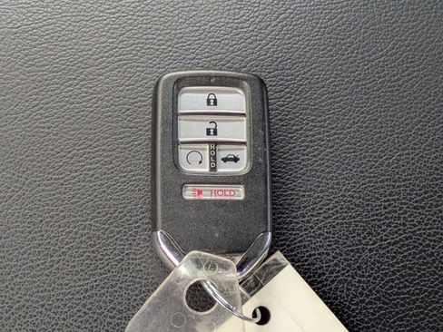 Certified 2018 Honda Accord EX-L image 31