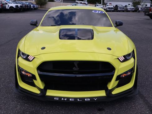 Used 2021 Ford Mustang Shelby GT500 w/ Carbon Fiber Track Pack RWD image 14