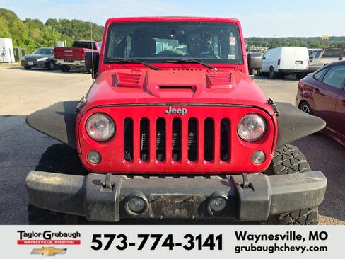 Used 2015 Jeep Wrangler Unlimited Sport w/ Max Tow Package AWD/4WD image 2