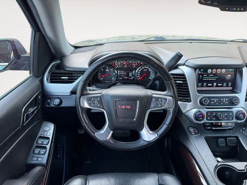 Used 2018 GMC Yukon SLT w/ HD Trailering Package RWD image 12