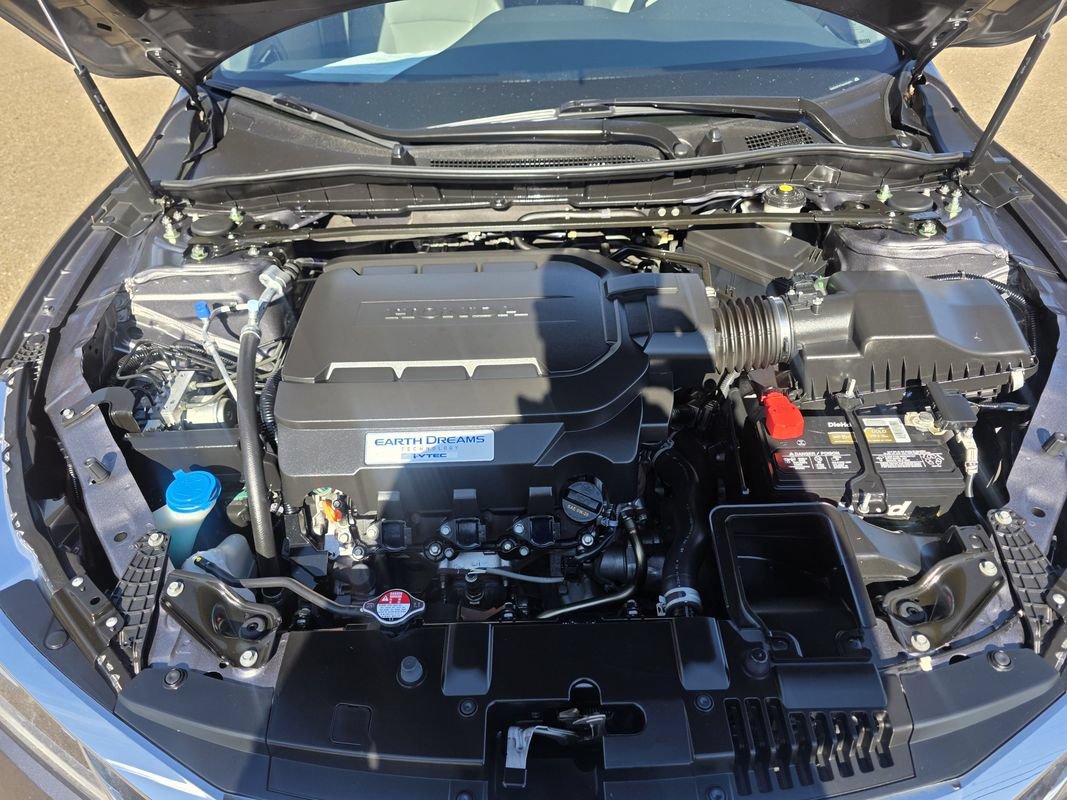 Used 2017 Honda Accord EX-L image 30