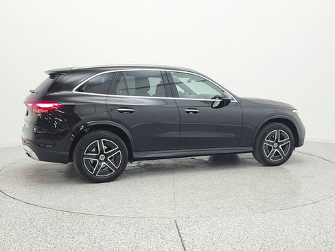 Certified 2024 Mercedes-Benz GLC 300 image 5