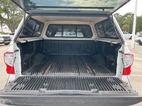 Certified 2023 Nissan Titan SV RWD image 39