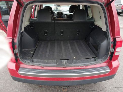 Used 2016 Jeep Patriot Sport w/ Power Value Group image 11