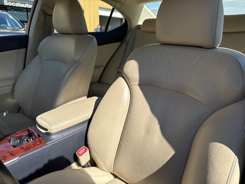 Used 2007 Lexus IS 350 RWD image 16