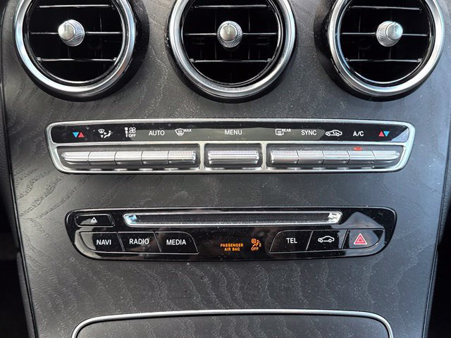Used 2019 Mercedes-Benz GLC 300 4MATIC image 23