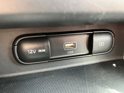 Used 2023 Kia Seltos S w/ Navigation Package FWD image 27