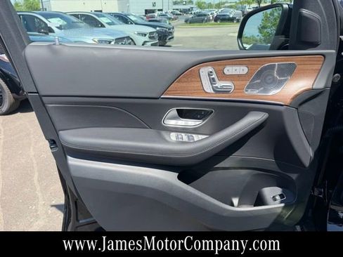New 2026 Mercedes-Benz GLE 450 4MATIC image 12
