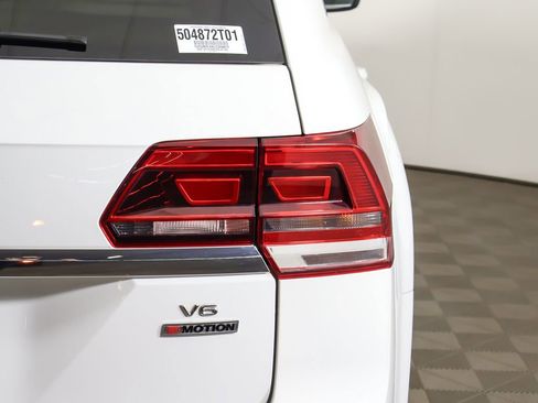Used 2020 Volkswagen Atlas SE w/ Panoramic Sunroof Package image 18