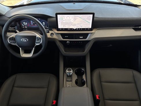 New 2026 Ford Explorer Active w/ Active Comfort Package image 12