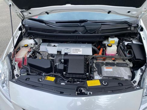 Used 2012 Toyota Prius Two image 33