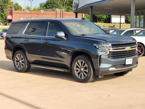 Used 2021 Chevrolet Tahoe LT w/ LT Signature Package RWD image 1