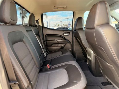 Used 2022 GMC Canyon AT4 w/ Trailering Package image 18