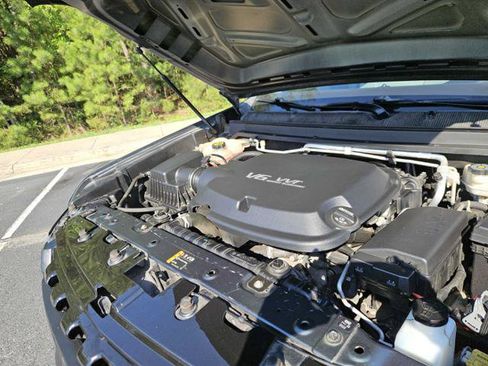 Used 2017 Chevrolet Colorado W/T RWD image 9