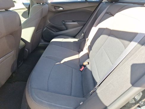 Used 2017 Chevrolet Cruze LT w/ Convenience Package image 30