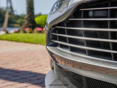 Used 2020 Aston Martin DB11 Volante image 64