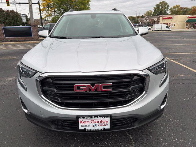 Used 2018 GMC Terrain SLE w/ Driver Convenience Package FWD image 2