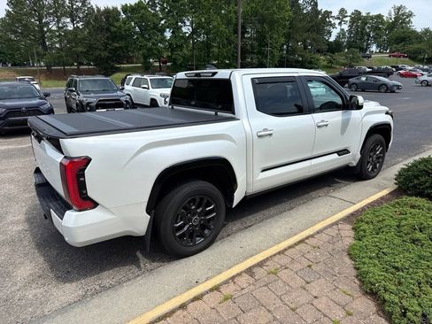 Used 2024 Toyota Tundra Platinum AWD/4WD image 2