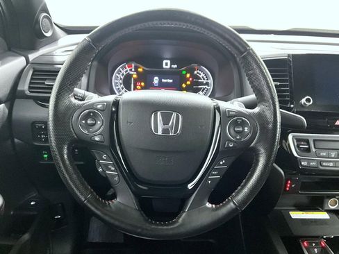 Used 2022 Honda Ridgeline Black Edition image 11