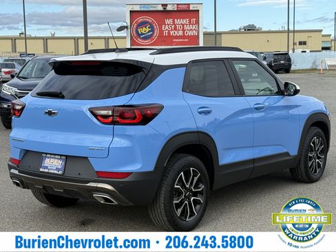 Used 2024 Chevrolet TrailBlazer ACTIV w/ Driver Confidence Package image 5