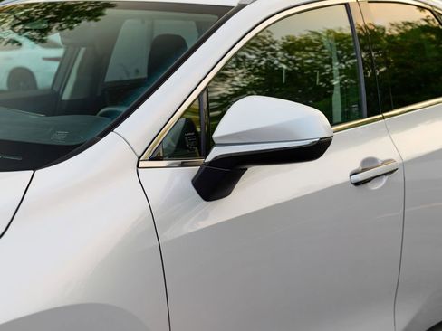 Used 2024 Lexus NX 350 AWD image 11