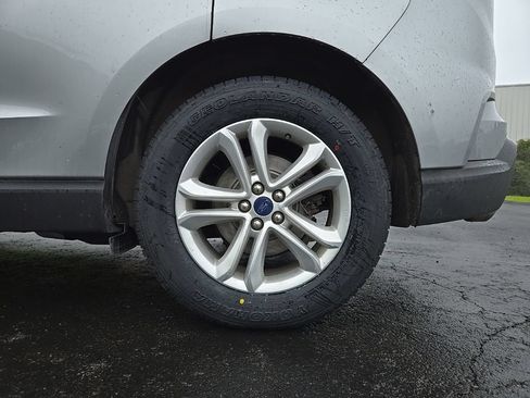 Used 2020 Ford Edge SEL w/ Convenience Package AWD/4WD image 37