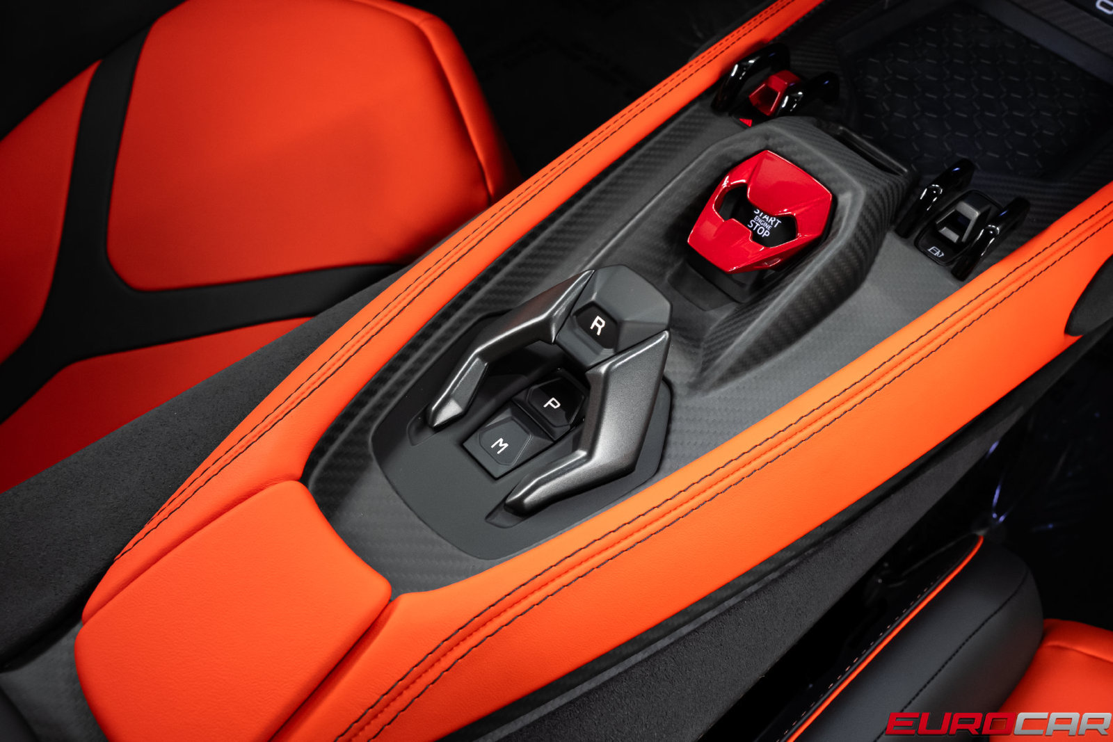 Used 2025 Lamborghini Revuelto AWD/4WD image 39