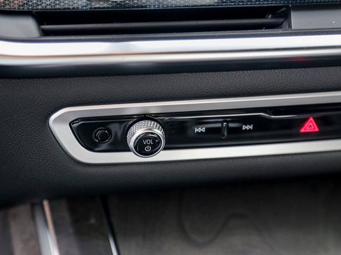 New 2026 BMW X7 xDrive40i image 18