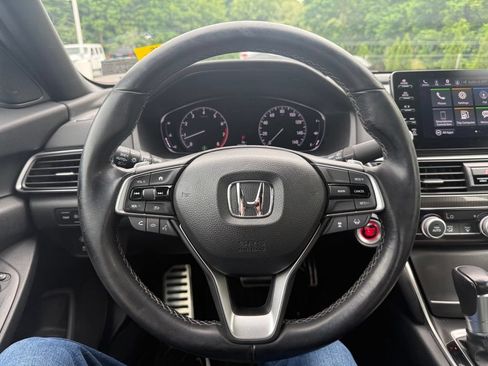 Used 2020 Honda Accord Sport image 10
