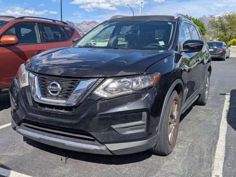 Used 2017 Nissan Rogue SV FWD image 6