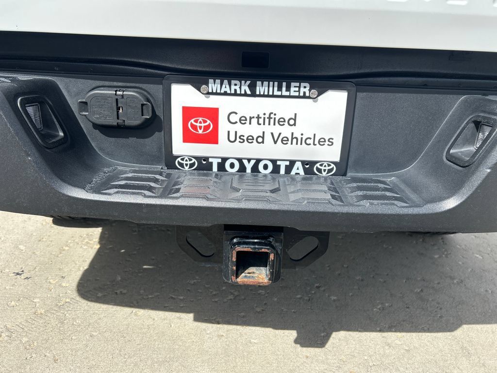 Certified 2023 Toyota Tacoma SR5 AWD/4WD image 30