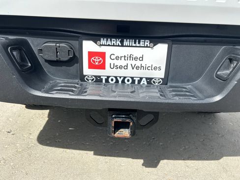 Certified 2023 Toyota Tacoma SR5 AWD/4WD image 30