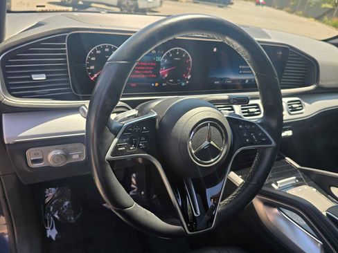 Used 2025 Mercedes-Benz GLS 450 4MATIC image 26