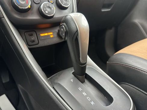 Used 2018 Chevrolet Trax LT w/ LT Convenience Package image 20