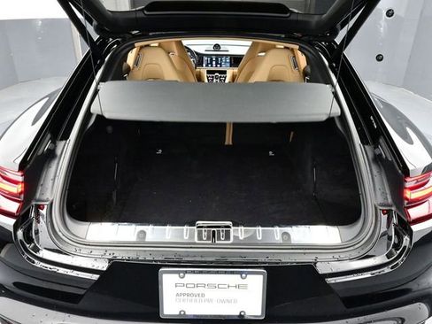 Certified 2020 Porsche Panamera image 16
