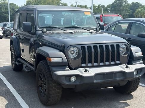Used 2018 Jeep Wrangler Unlimited Sport AWD/4WD image 5