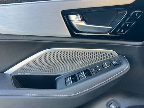 Certified 2023 Acura MDX SH-AWD w/ Technology Package image 11