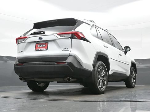Used 2024 Toyota RAV4 XLE Premium w/ Weather Package AWD/4WD image 32