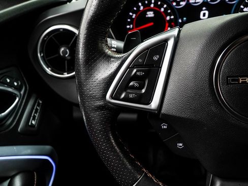 Used 2017 Chevrolet Camaro SS image 31