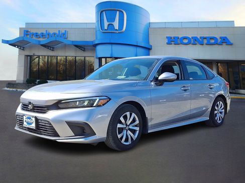 Used 2023 Honda Civic LX image 3