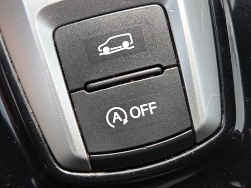 Certified 2021 Honda Pilot Black Edition image 12
