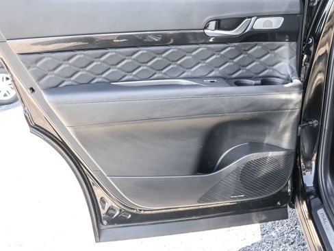 Used 2020 Hyundai Palisade Limited w/ Winter Weather Package AWD/4WD image 30