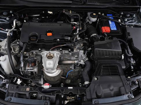 Used 2024 Honda Civic Sport image 29