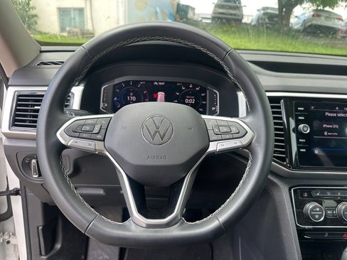 Used 2023 Volkswagen Atlas SE w/ Panoramic Sunroof Package FWD image 43
