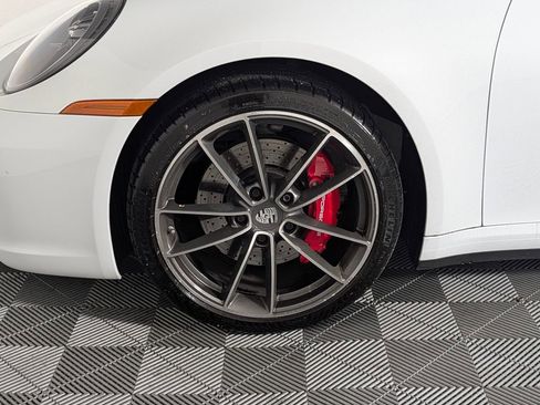 Certified 2023 Porsche 911 Carrera S RWD image 11