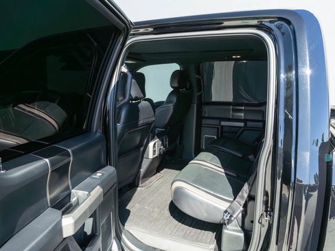 Used 2017 Ford F150 Raptor w/ Equipment Group 802A Luxury image 44