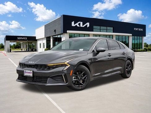 New 2026 Kia K5 LXS FWD image 1