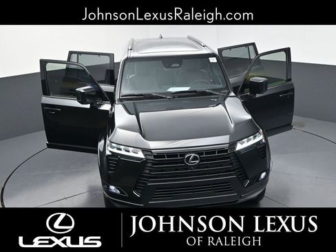 Certified 2025 Lexus GX 550 w/ Cold Area Package image 35